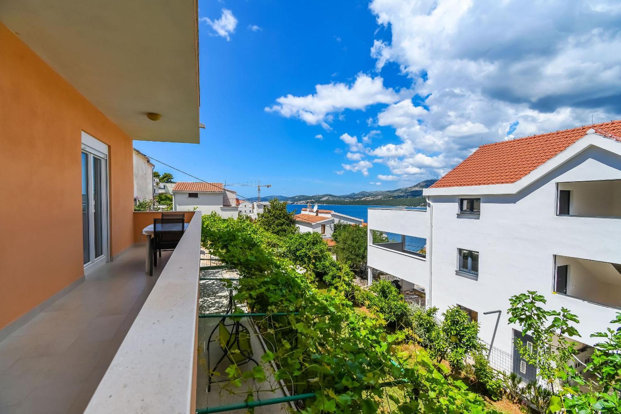 Apartments Tonka Donji Okrug  Bagian luar foto